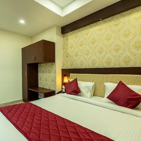 Daan Regency Hotel Thrissur Exterior photo