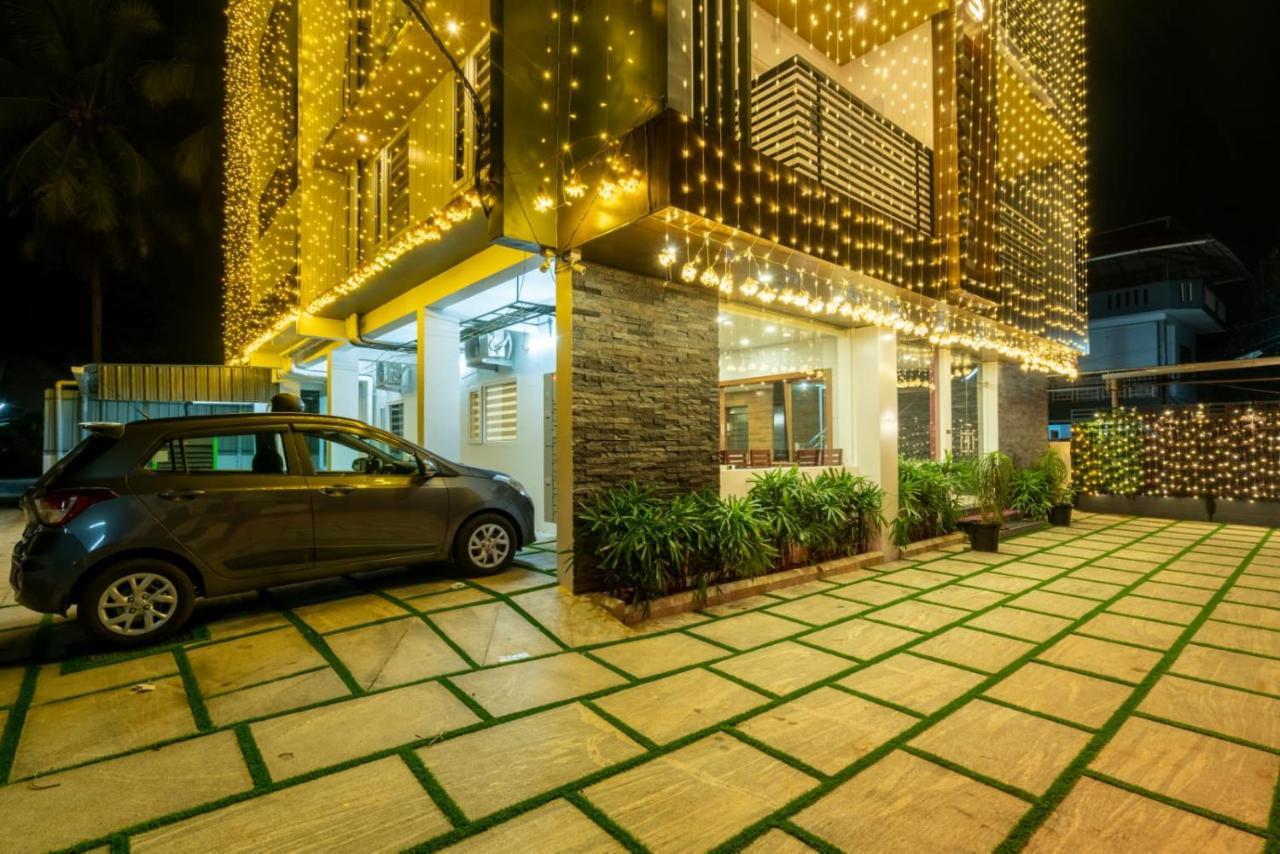 Daan Regency Hotel Thrissur Exterior photo