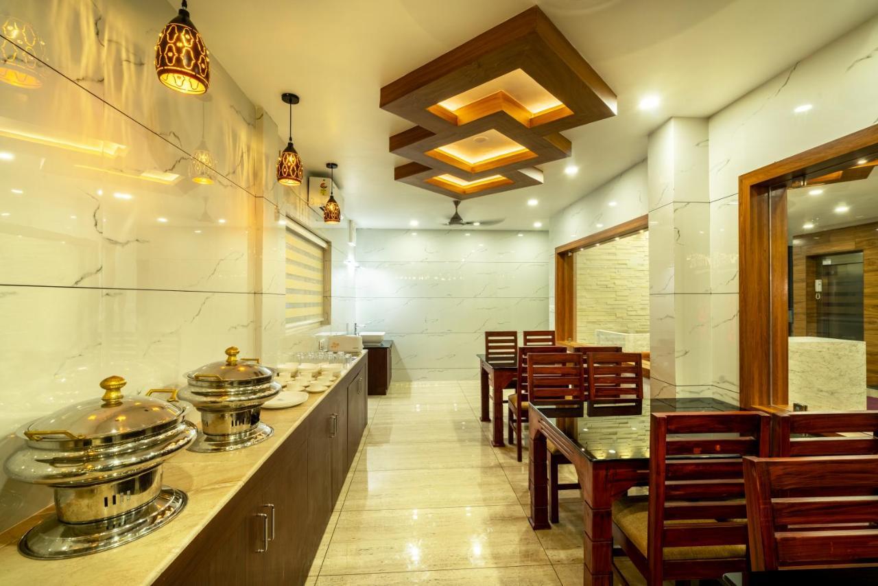 Daan Regency Hotel Thrissur Exterior photo