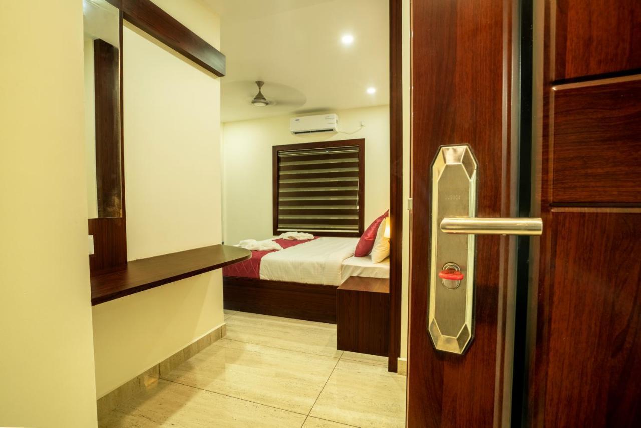 Daan Regency Hotel Thrissur Exterior photo