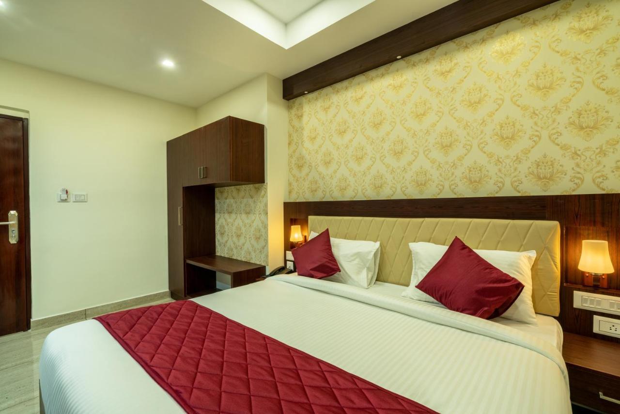 Daan Regency Hotel Thrissur Exterior photo